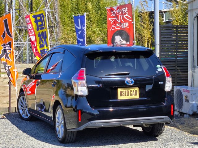 PRIUS Alpha