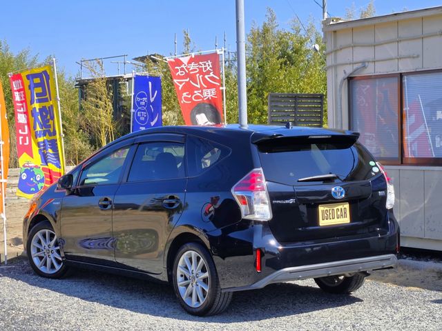 PRIUS Alpha