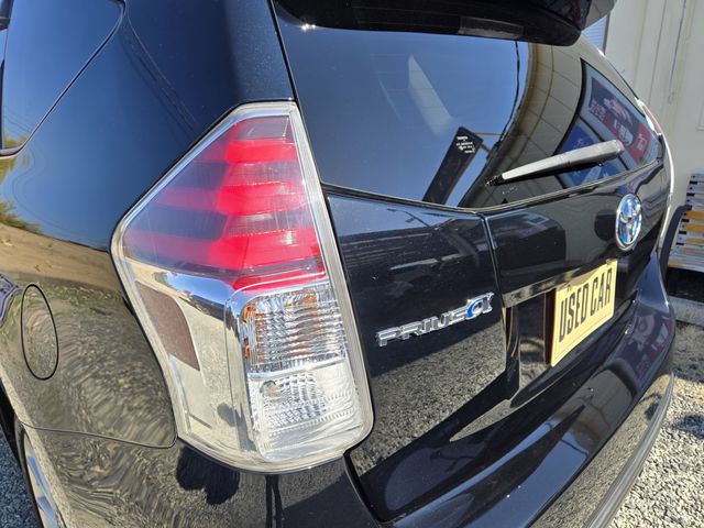PRIUS Alpha