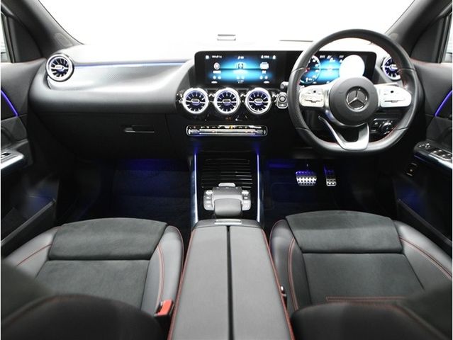 MERCEDES BENZ GLA class