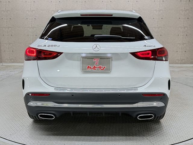 MERCEDES BENZ GLA class