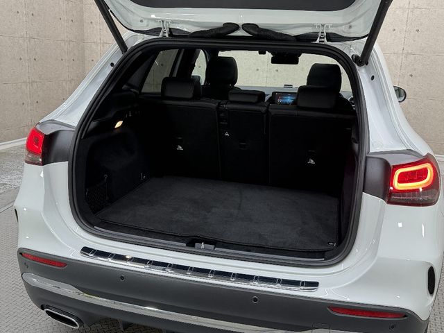 MERCEDES BENZ GLA class