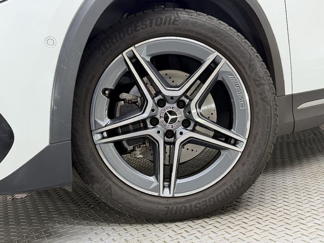 MERCEDES BENZ GLA class
