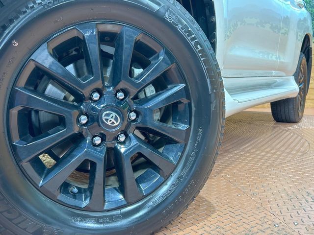 LANDCRUISER PRADO