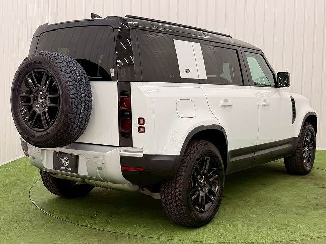ROVER DEFENDER