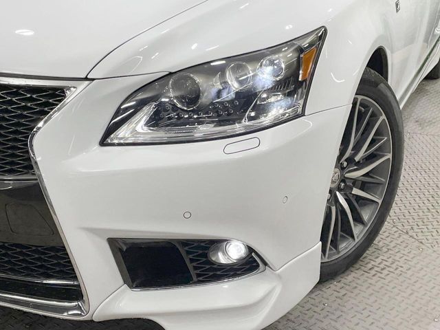 LEXUS LS600h