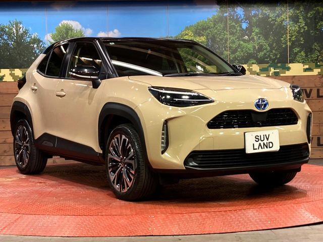 YARIS CROSS HYBRID