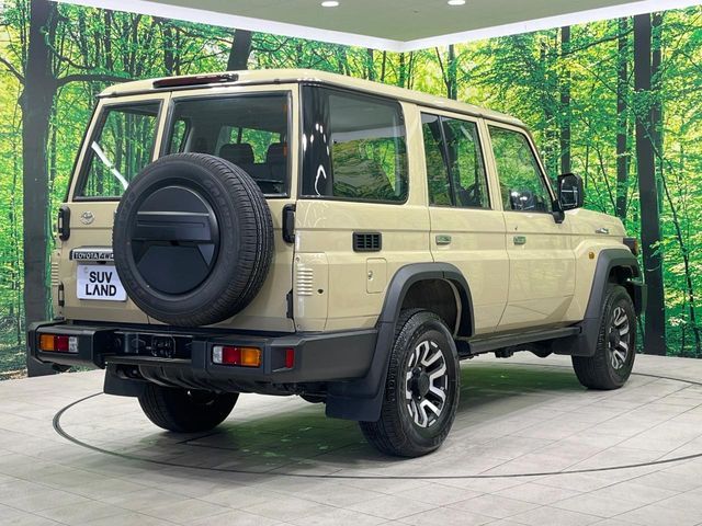 LANDCRUISER 70