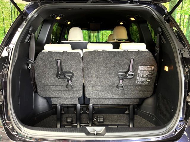ESTIMA HYBRID 4WD