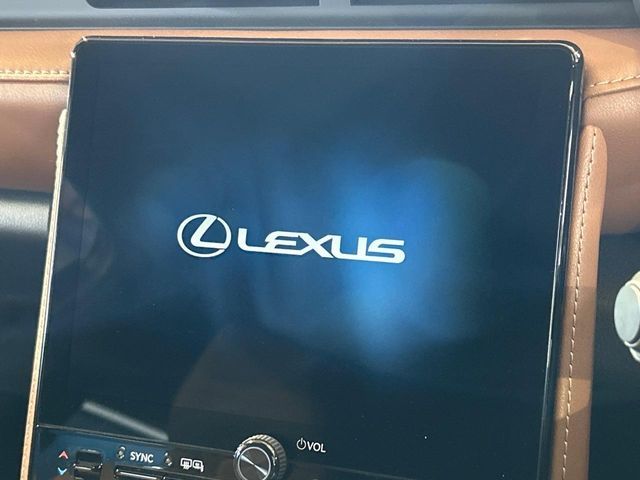 LEXUS LBX