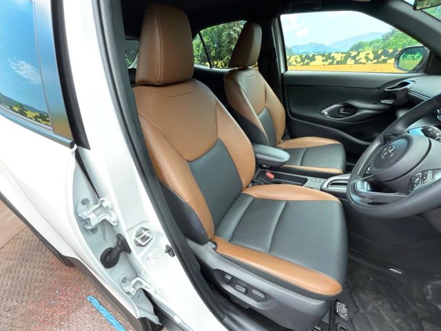 YARIS CROSS HYBRID