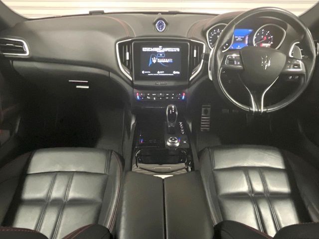 MASERATI GHIBLI Sedan