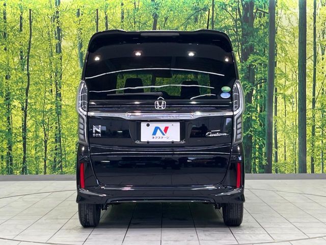 N-BOX CUSTOM