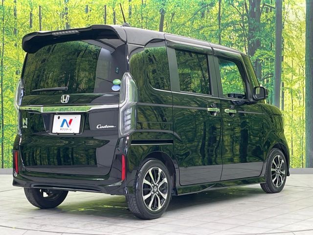 N-BOX CUSTOM