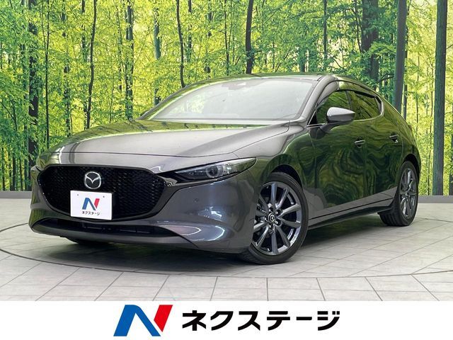 MAZDA3 FASTBACK