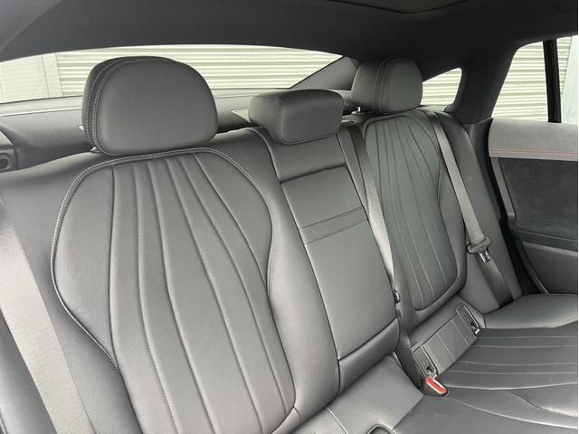 MERCEDES BENZ EQE