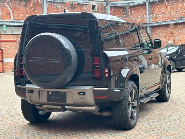 ROVER DEFENDER