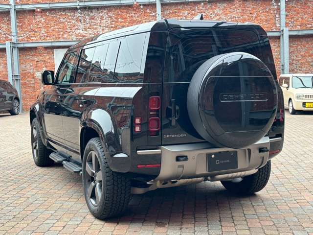 ROVER DEFENDER