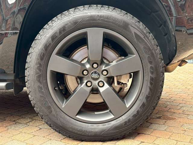 ROVER DEFENDER