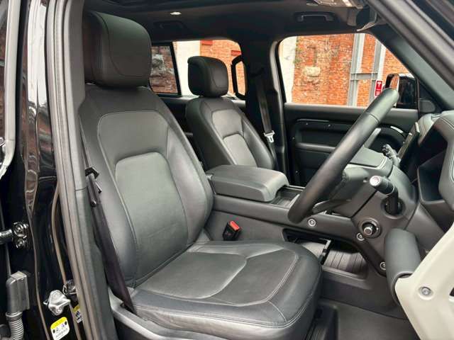 ROVER DEFENDER