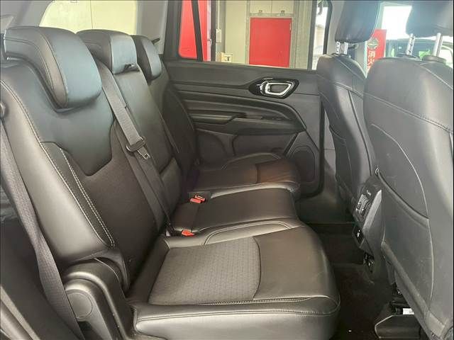 JEEP COMMANDER