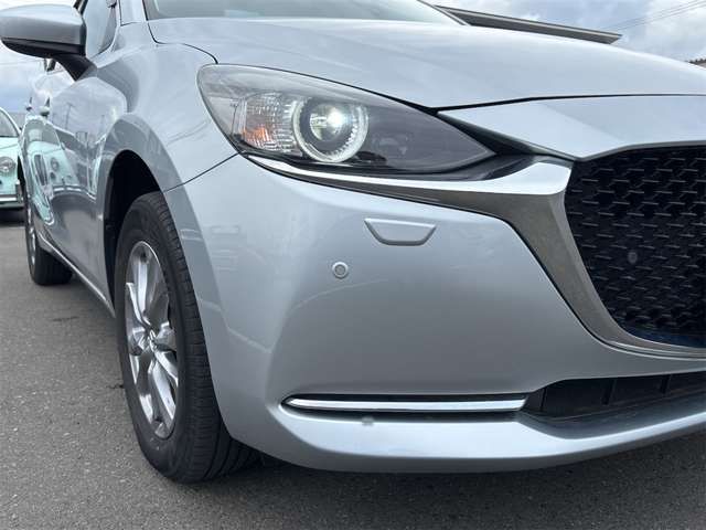 MAZDA2