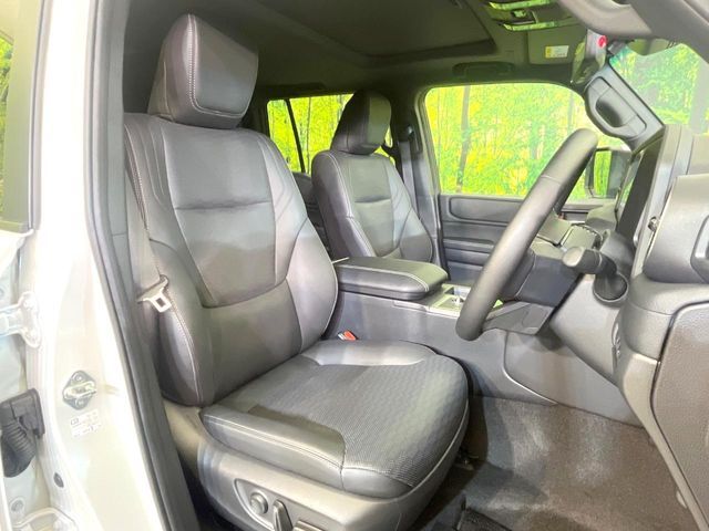 LANDCRUISER 250