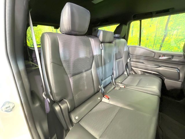 LANDCRUISER 250