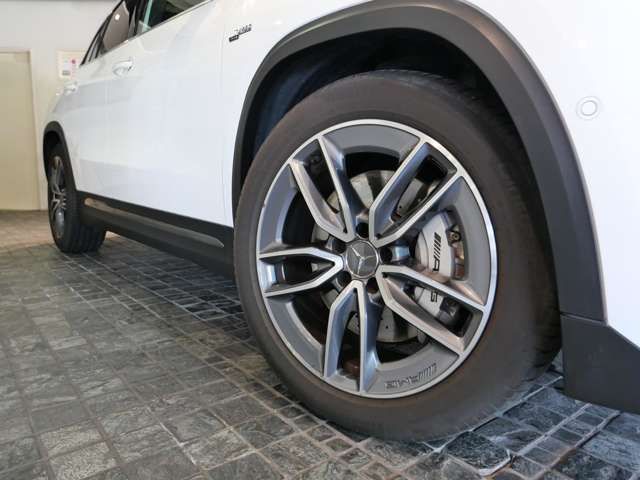 MERCEDES AMG GLA class
