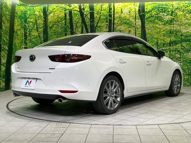 MAZDA3 SEDAN