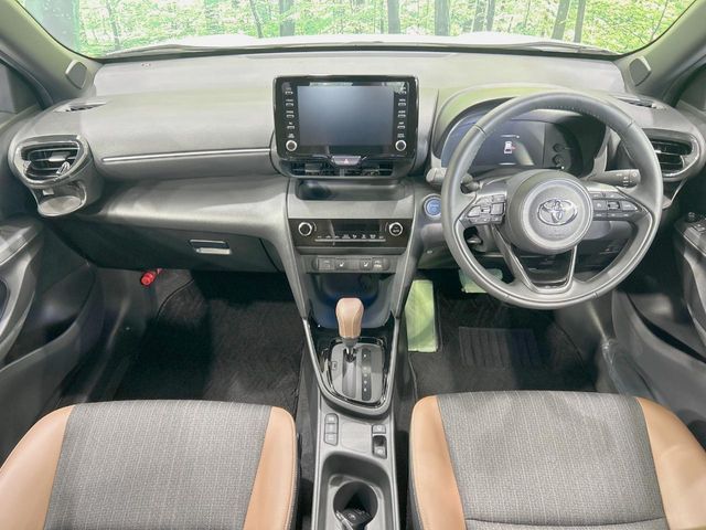 YARIS CROSS HYBRID