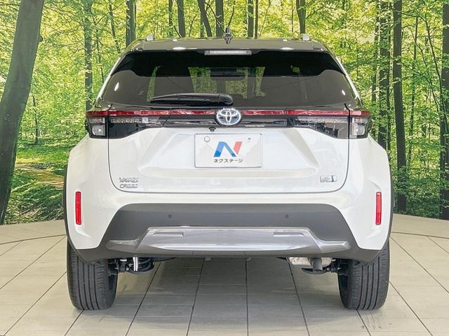YARIS CROSS HYBRID