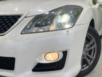 CROWN sedan