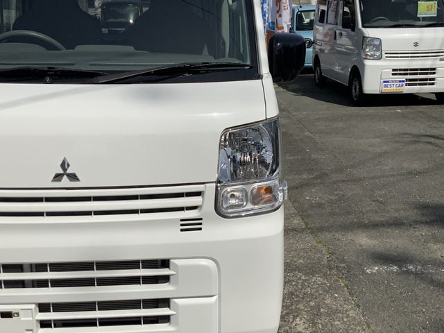 MINICAB van