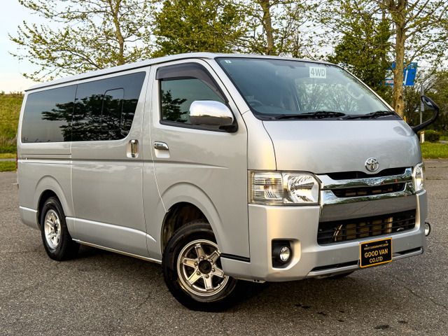 HIACE van 4WD