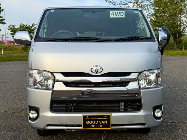 HIACE van 4WD