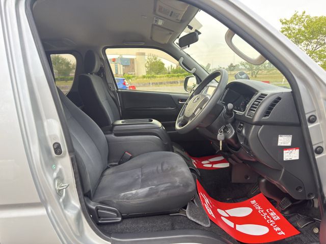 HIACE van 4WD