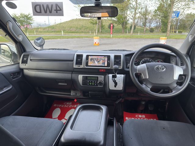HIACE van 4WD