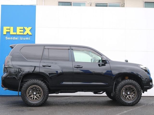 LANDCRUISER PRADO