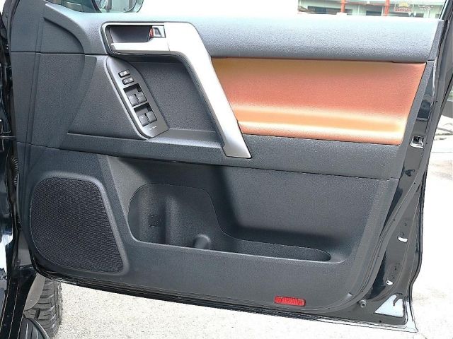 LANDCRUISER PRADO