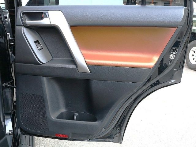 LANDCRUISER PRADO