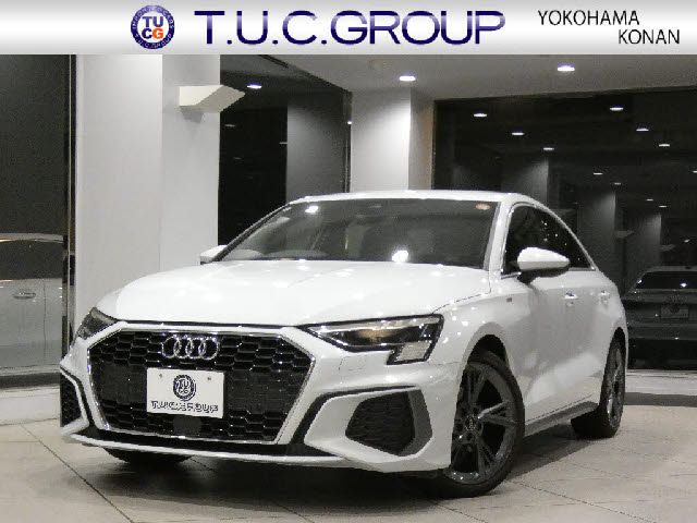AUDI A3 Sedan