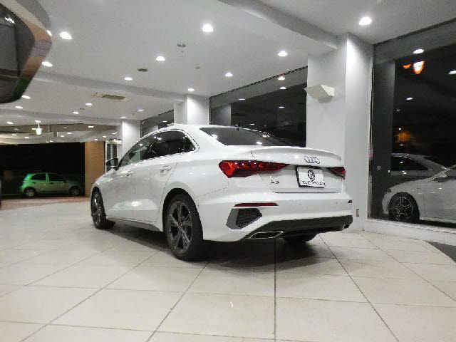 AUDI A3 Sedan