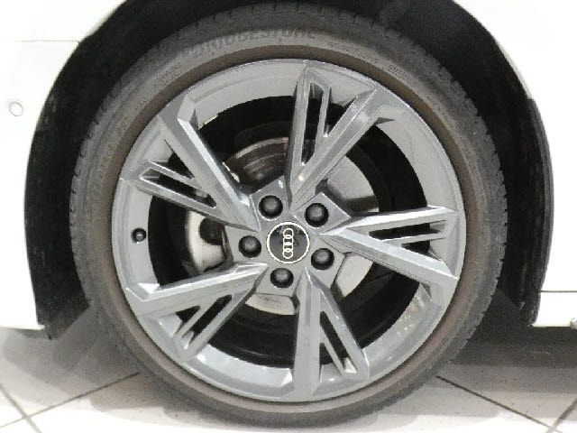 AUDI A3 Sedan