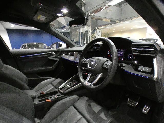 AUDI A3 Sedan