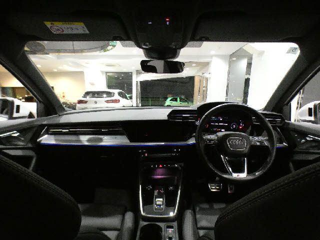 AUDI A3 Sedan