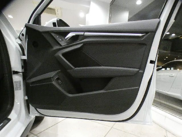 AUDI A3 Sedan
