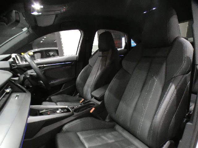 AUDI A3 Sedan