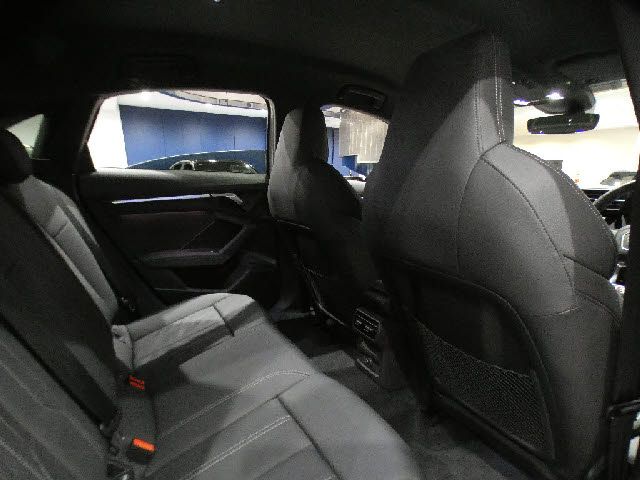 AUDI A3 Sedan