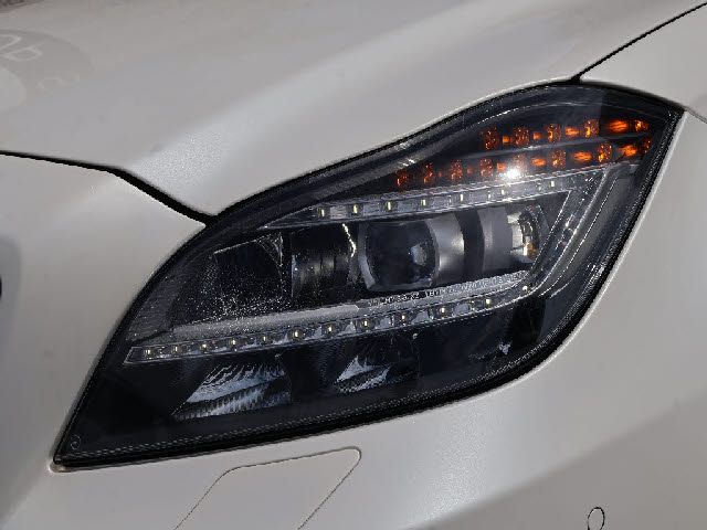 MERCEDES BENZ CLS Shooting Brake